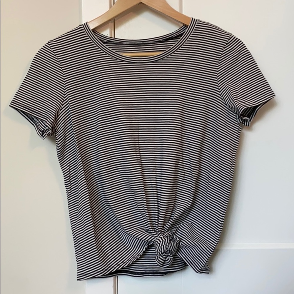 Madewell tie bottom tee - Picture 2 of 3
